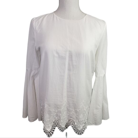 The Jetset Diaries Bell Sleeve Lace Hem Keyhole Back Top White Revolve Small - Picture 11 of 12